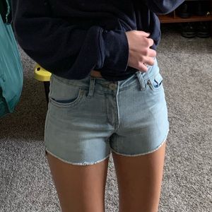 Light wash Levi denim shorts